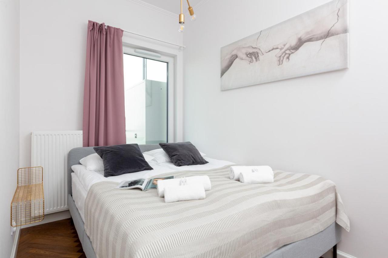 Business Center Apartments Warsaw Wola By Noclegi Renters Dış mekan fotoğraf
