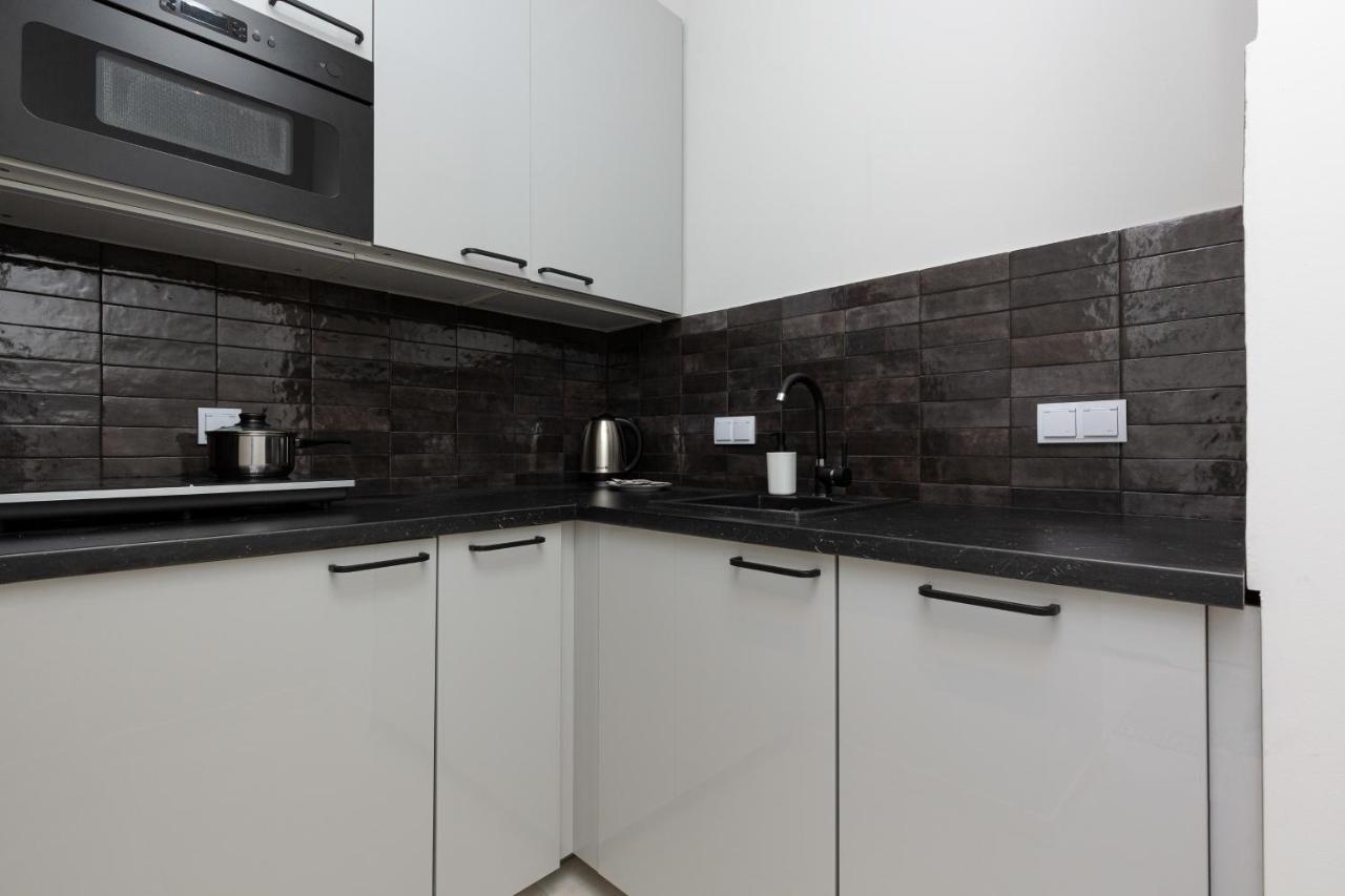 Business Center Apartments Warsaw Wola By Noclegi Renters Dış mekan fotoğraf