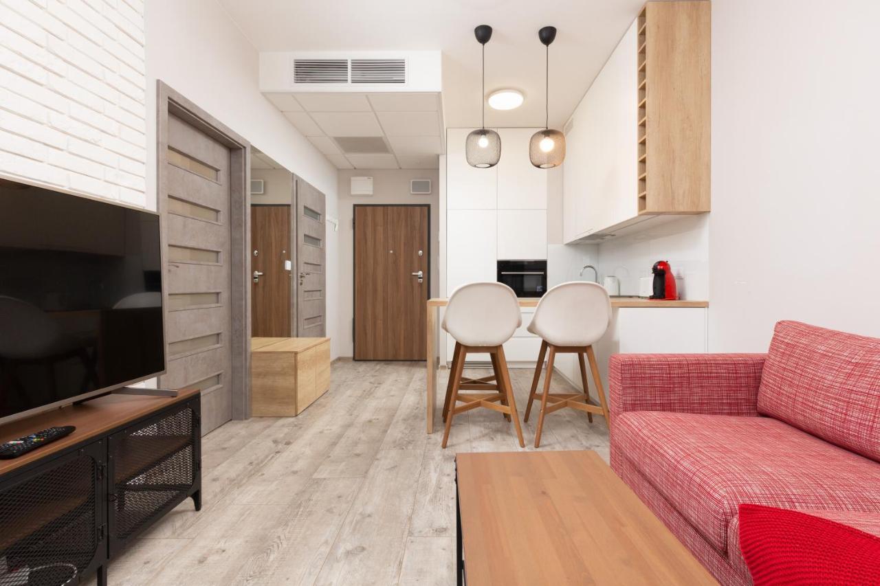 Business Center Apartments Warsaw Wola By Noclegi Renters Dış mekan fotoğraf