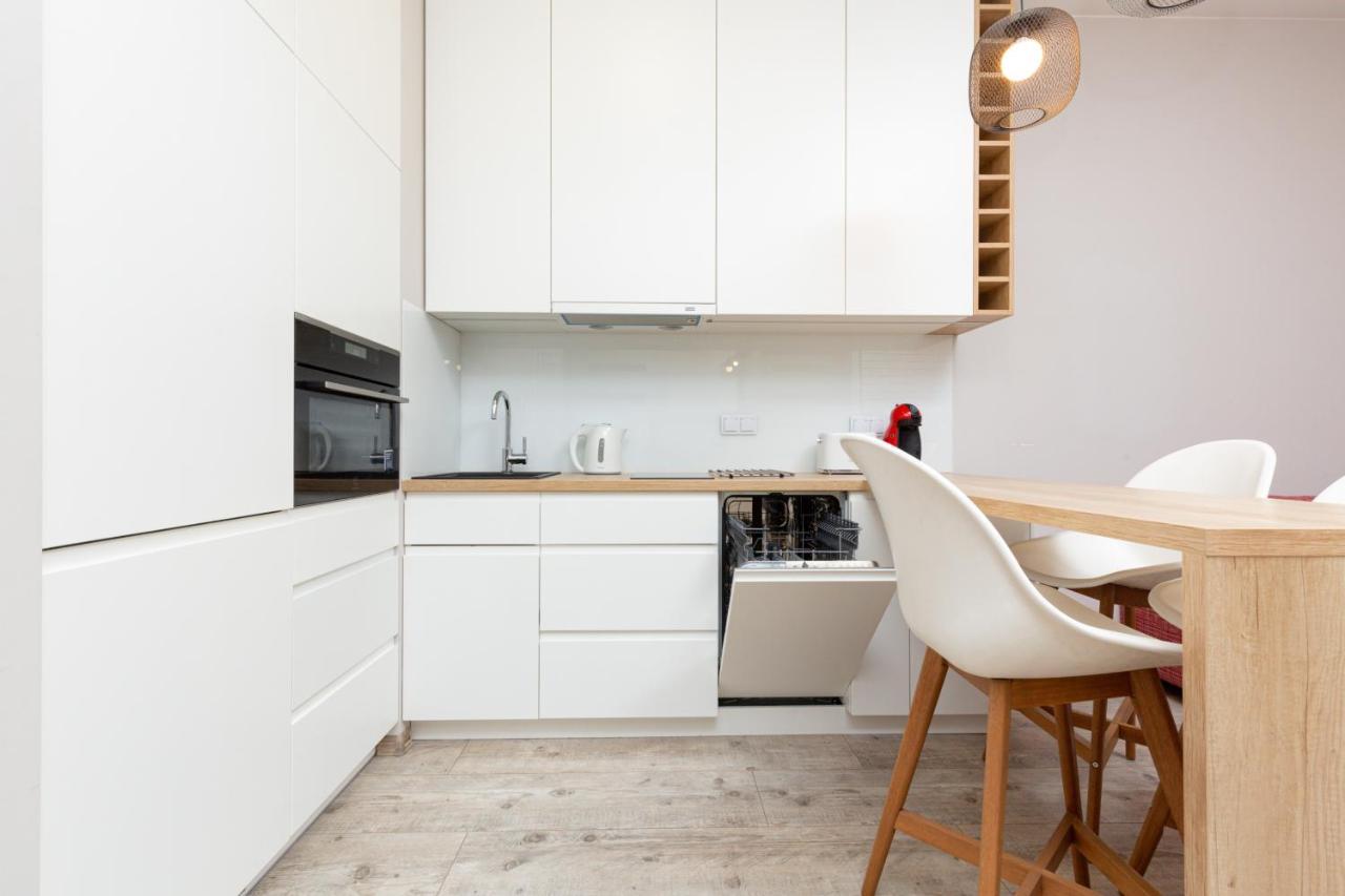 Business Center Apartments Warsaw Wola By Noclegi Renters Dış mekan fotoğraf