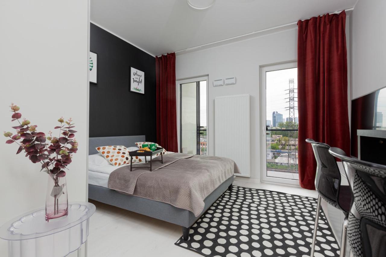 Business Center Apartments Warsaw Wola By Noclegi Renters Dış mekan fotoğraf