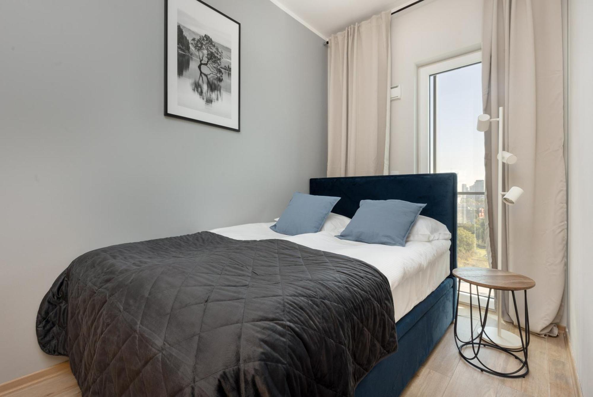Business Center Apartments Warsaw Wola By Noclegi Renters Dış mekan fotoğraf