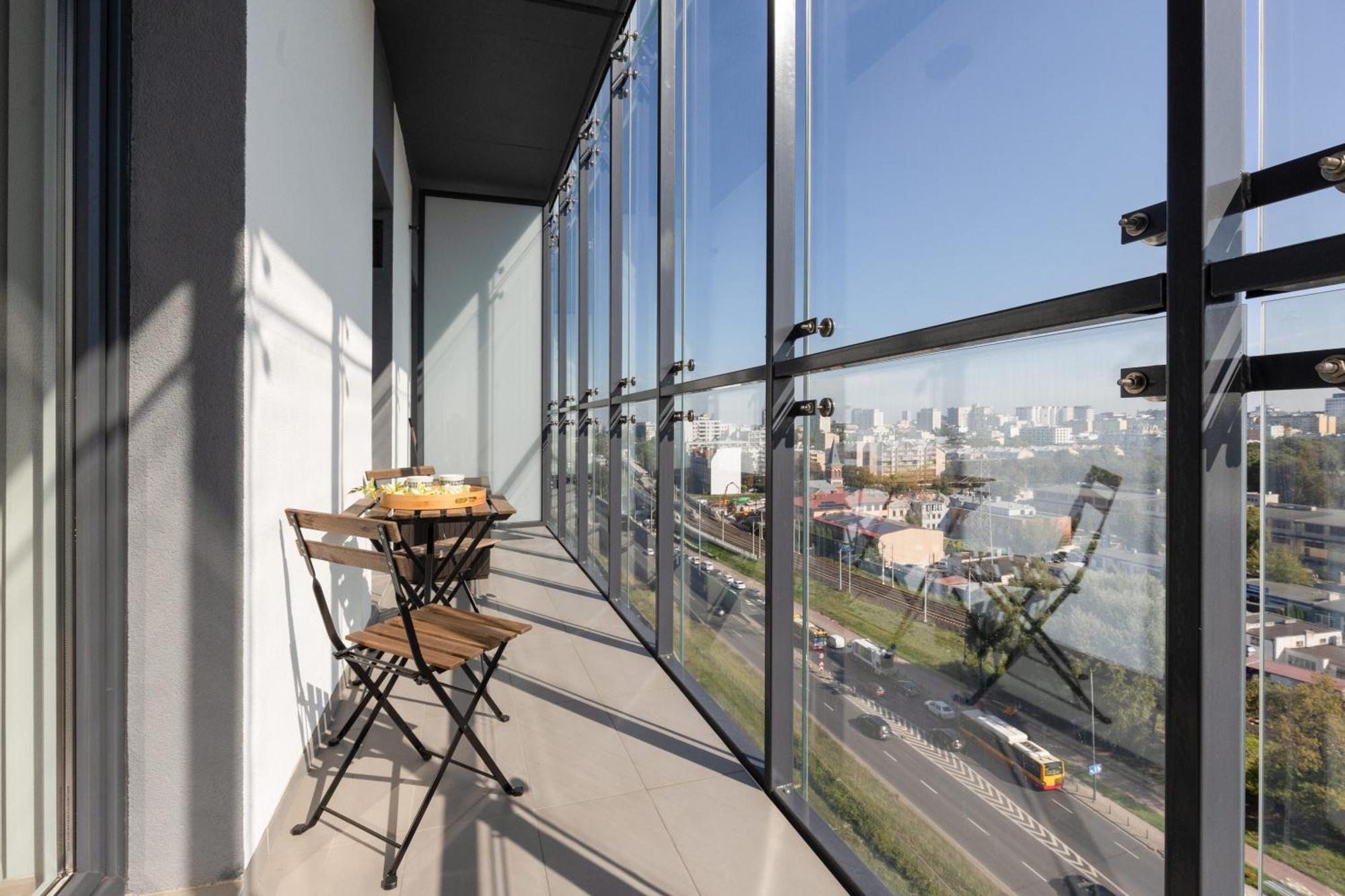 Business Center Apartments Warsaw Wola By Noclegi Renters Dış mekan fotoğraf